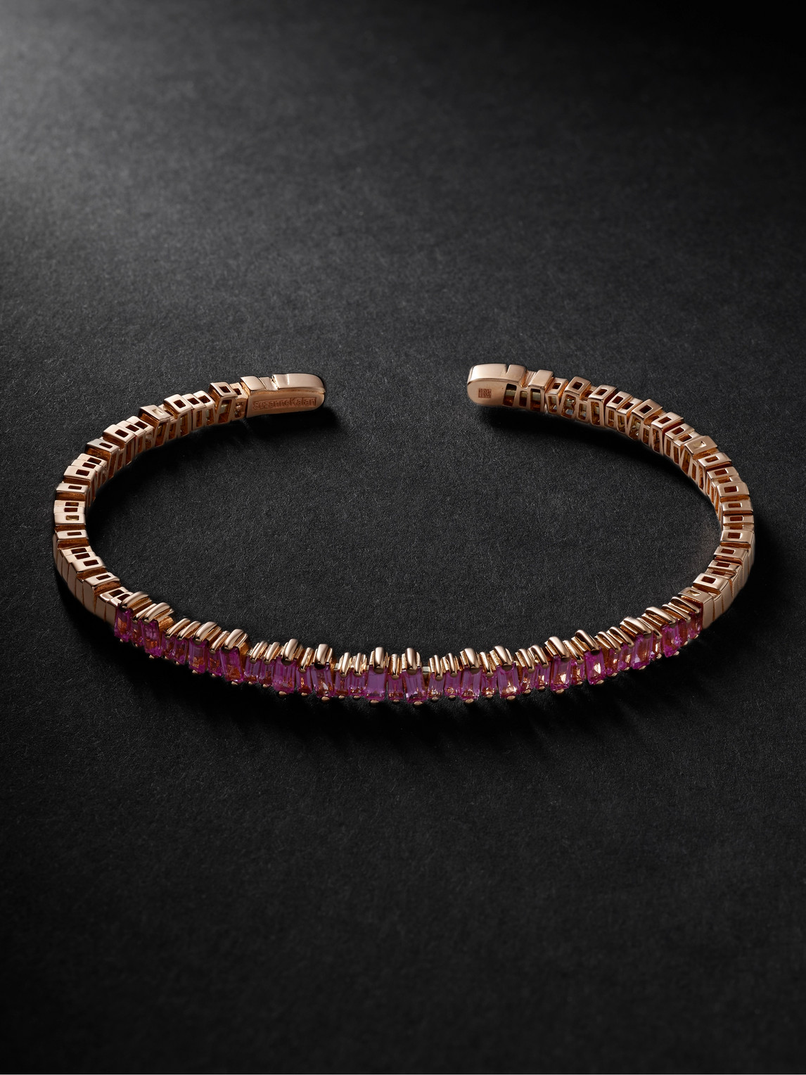 Suzanne Kalan - Rose Gold Sapphire Cuff - Men - Pink - 19 von Suzanne Kalan