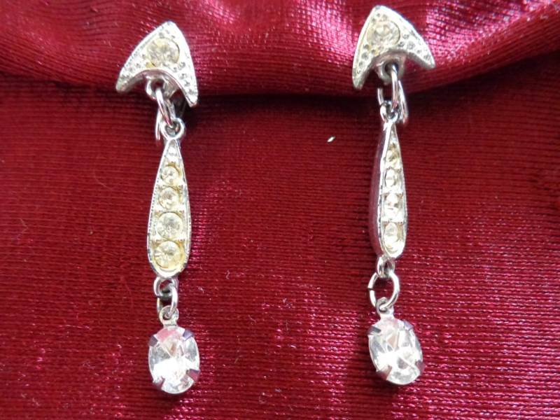 Emmons Strass Baumeln Ohrringe Clip-Ons | #0302 Emmons Strass Baumeln Ohrringe Clip-Ons | #0302 von Suzannesgold