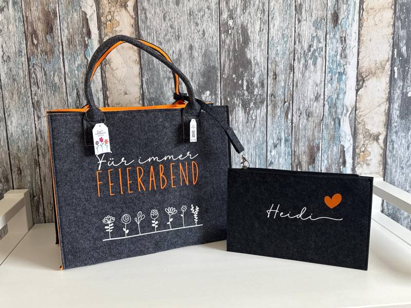 Filztasche "Für Immer Feierabend" - Geschenk Für Rentnerin -Wählbar Mit Abnehmbarer Innentasche Verschiedene Farben Personalisierte Tasche von SuzisHandmadeDesign