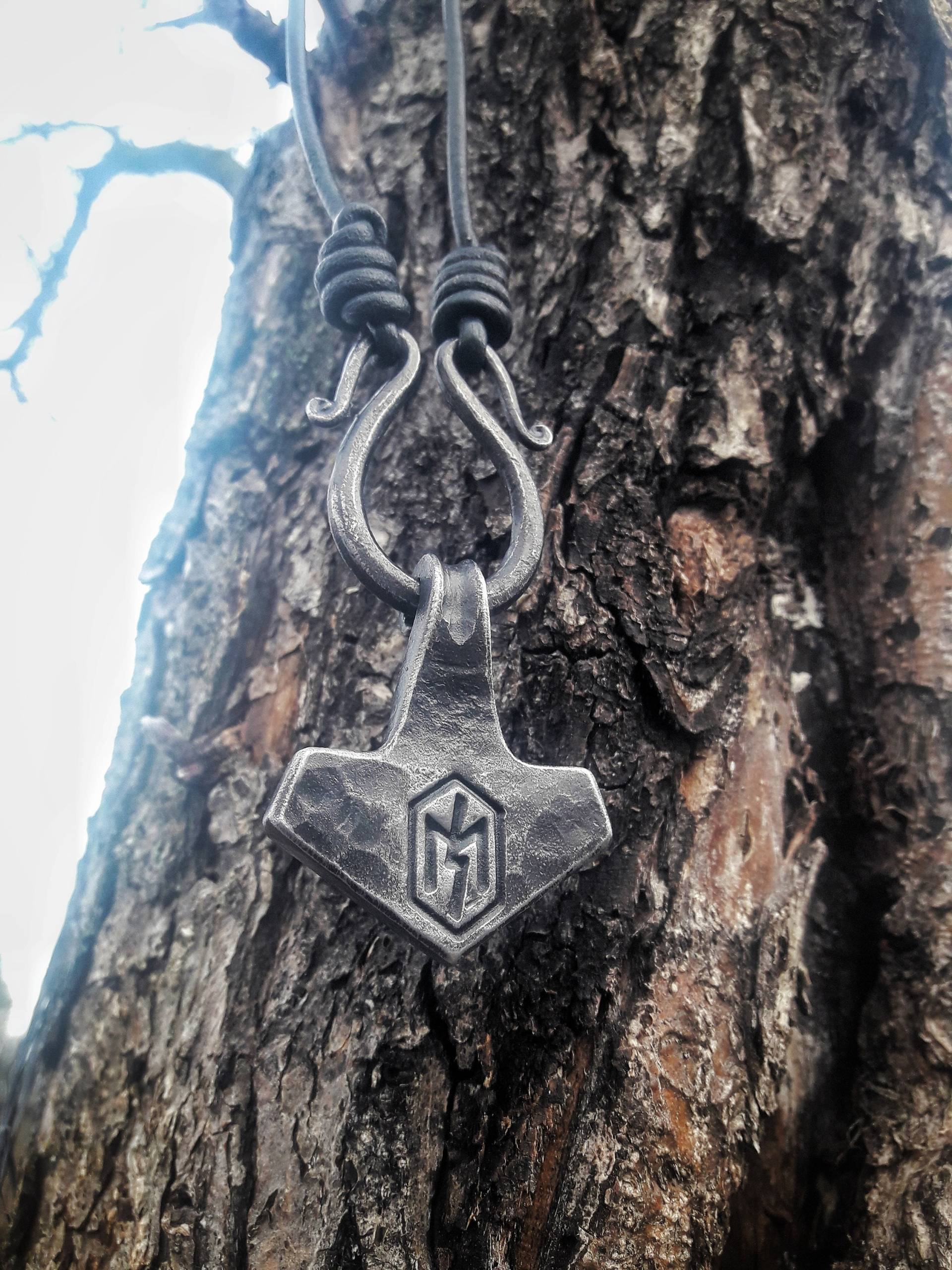 Handgeschmiedeter Wikinger Mjölnir Thorshammer 5 Skandinavisch Odin Thor Asatru Gift Handgeschmiedeter Wikinger Mjölnir Thorshammer 5 Skandinavisch Odin Thor Asatru Gift von SvarogsHammerShop