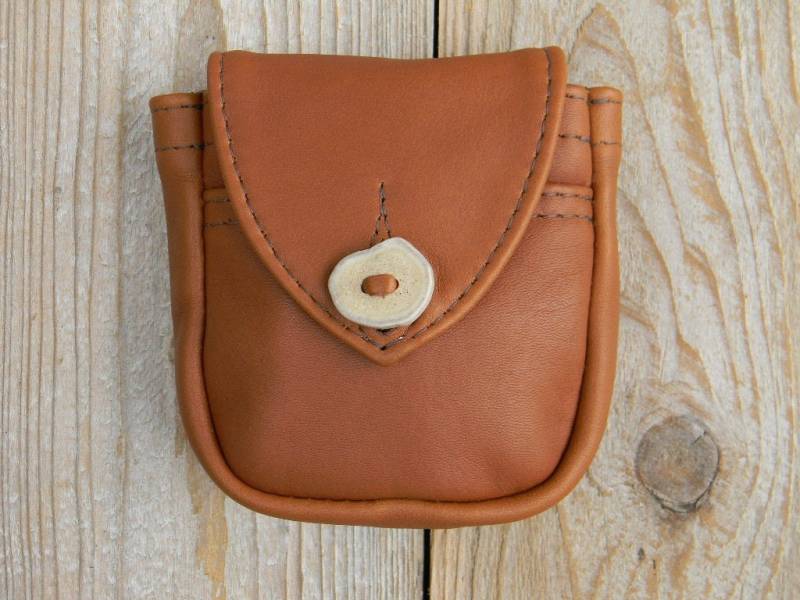 Die Kleine Grüne Gürteltasche Die Kleine Grüne Gürteltasche von SwadeshiLeatherworks