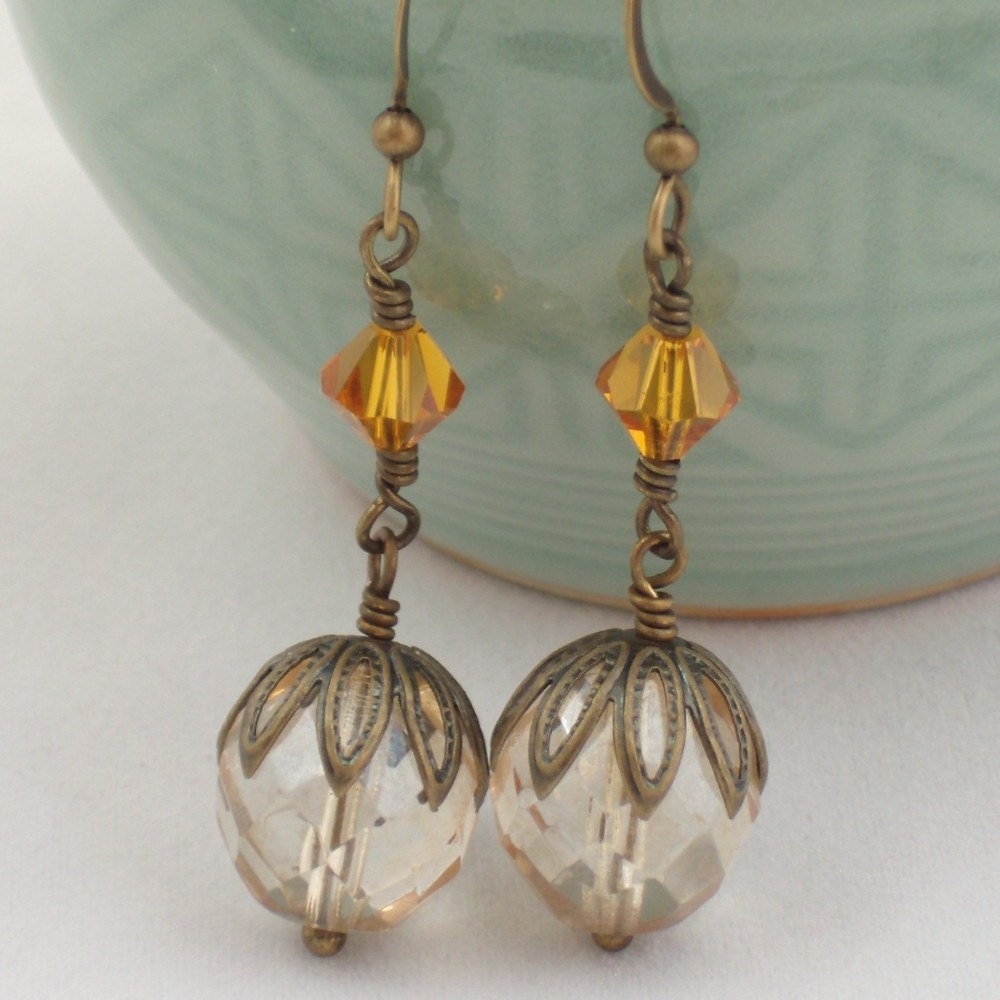 Elegante Ohrringe in Champagner von SwanDiveJewelry