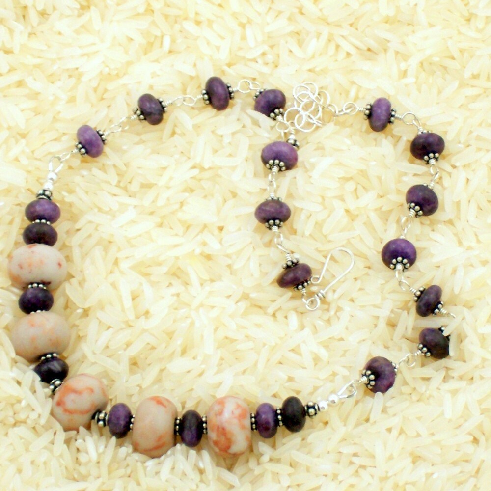 Marmor Und Lepidolith Halskette von SwanDiveJewelry