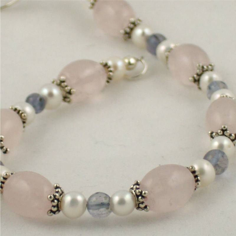 Ziemlich in Rosa Armband - Perlen, Rosenquarz Und Ioite Ziemlich in Rosa Armband - Perlen, Rosenquarz Und Ioite von SwanDiveJewelry