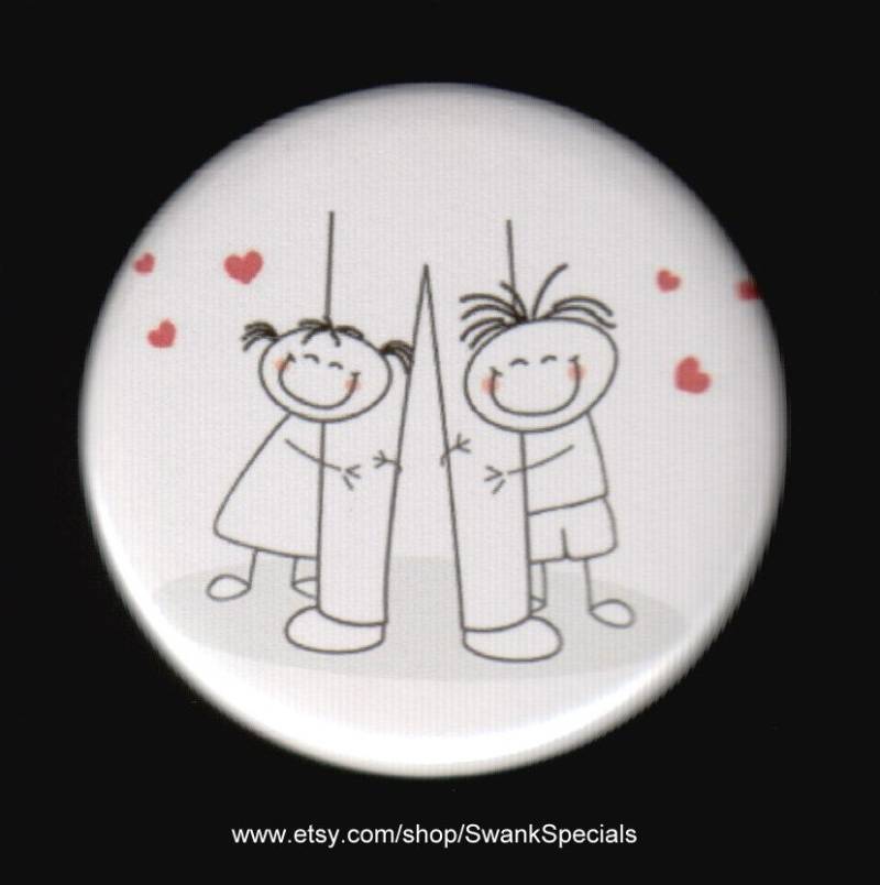 Schätze Die Liebe, Von Kindern So Frei Geschenkt Wurde. Button Oder Magnet von SwankSpecials