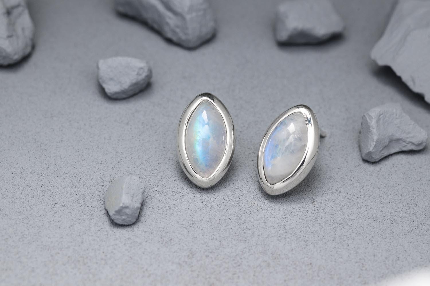 14mm Mondstein Silber Ohrstecker, Regenbogenmondstein 14mm Mondstein Silber Ohrstecker, Regenbogenmondstein von SwankyElements