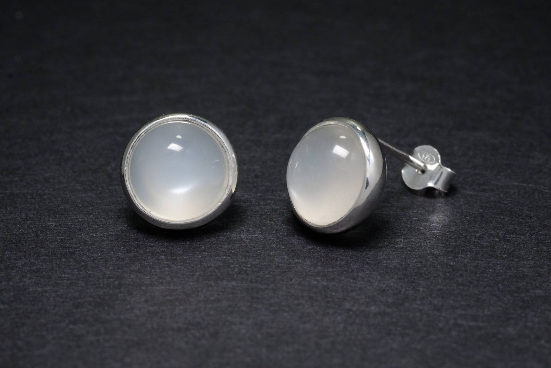Echter Mondstein 12mm Silber Ohrstecker Echter Mondstein 12mm Silber Ohrstecker von SwankyElements