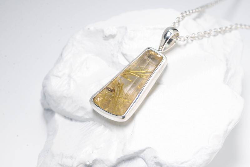 Facettierter Rutilquarz Silber Anhänger von SwankyElements