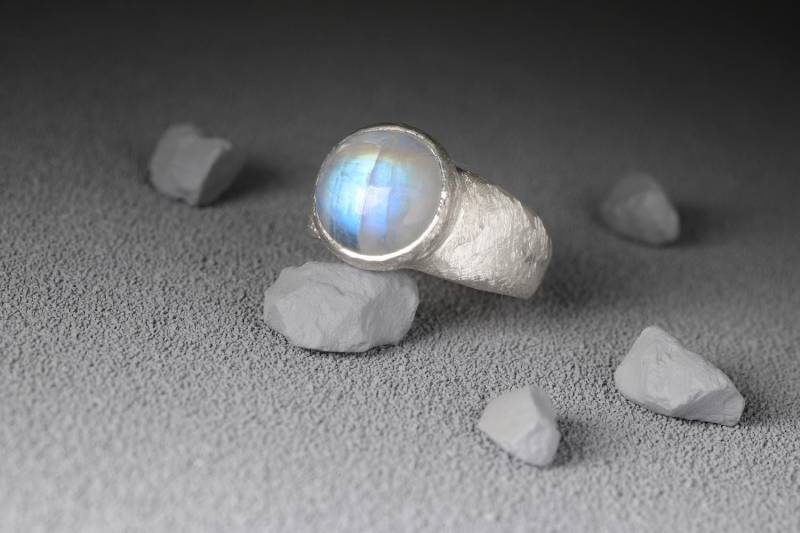 Mondstein Silber Ring. Regenbogenmondstein von SwankyElements