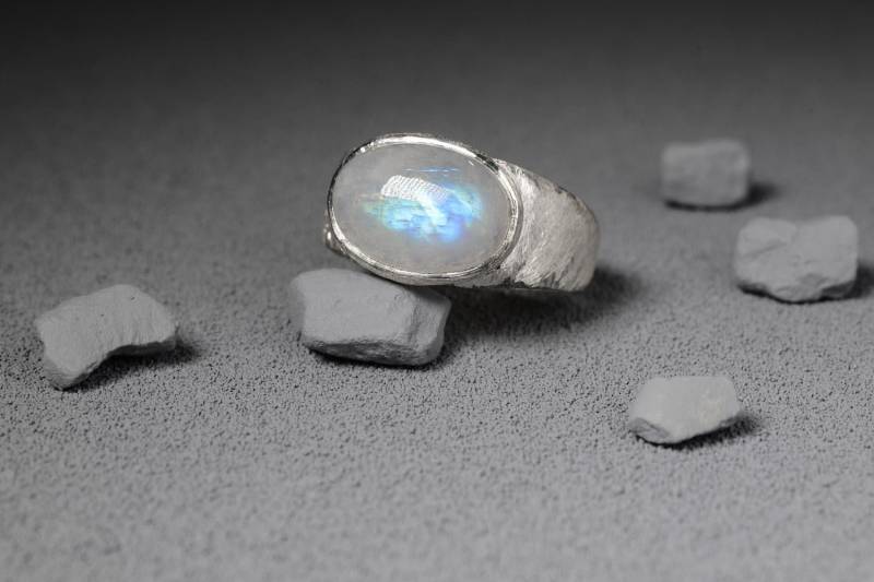 Mondstein Silber Ring. Regenbogenmondstein von SwankyElements