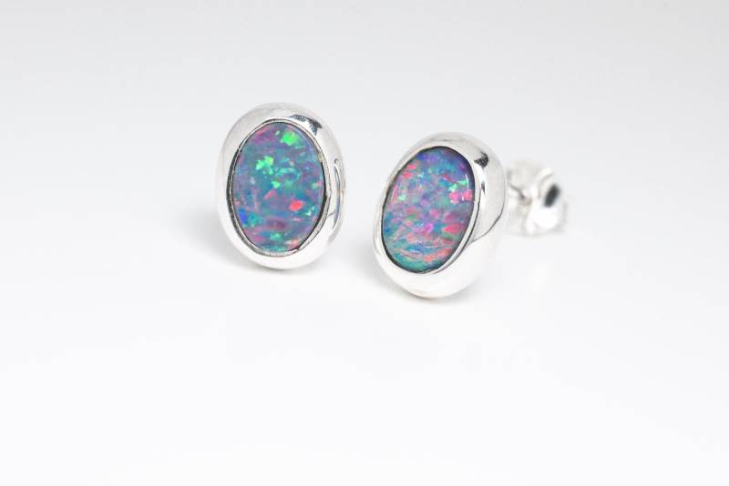 Opal 9x7mm Silber Ohrstecker Opal 9x7mm Silber Ohrstecker von SwankyElements