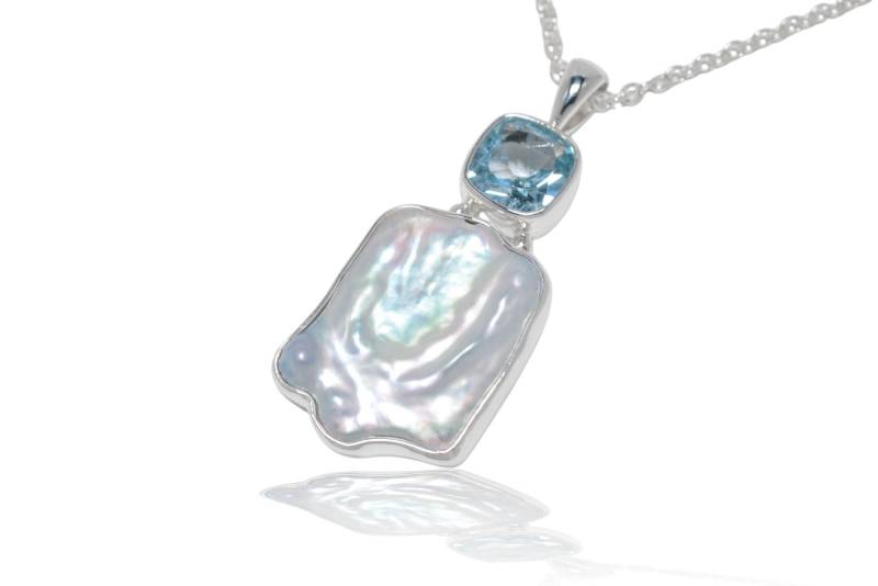 Perle Mit Blautopas Anhänger. 40mm Perle Mit Blautopas Anhänger. 40mm von SwankyElements