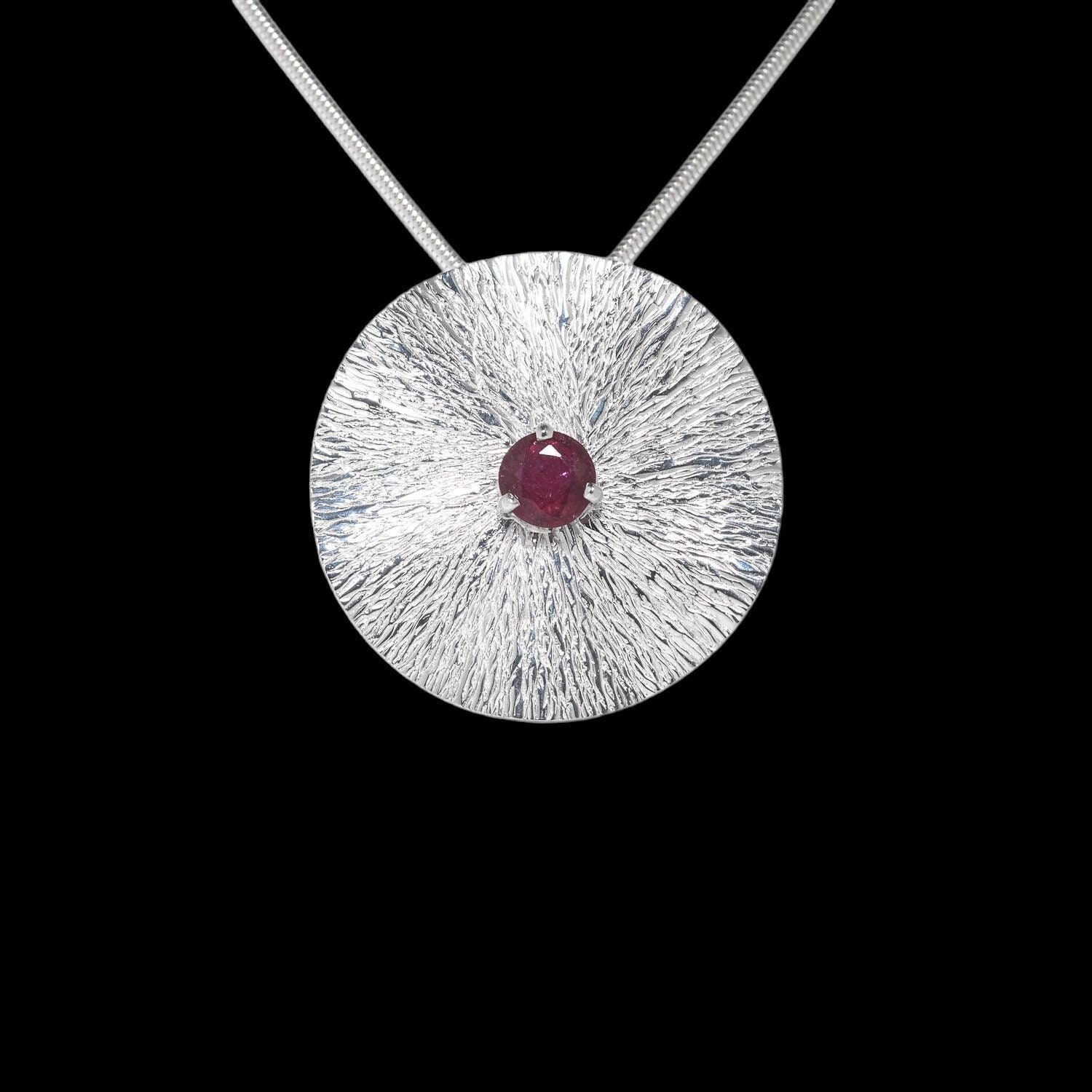 Roter Turmalin Silber Design Anhänger Roter Turmalin Silber Design Anhänger von SwankyElements