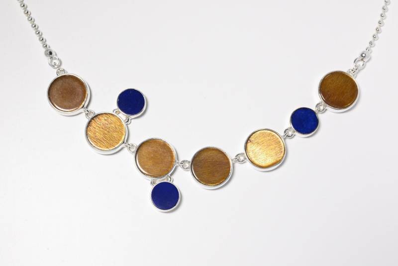 Sonnenstein Und Lapislazuli An Silberkette von SwankyElements