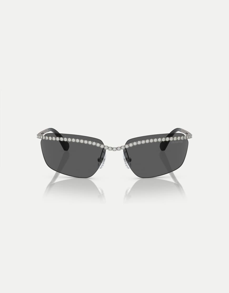 Swarovski - Sk7001 - Unregelmäßig geformte Sonnenbrille in Stahlgrau mit Gläsern in Grau von Swarovski