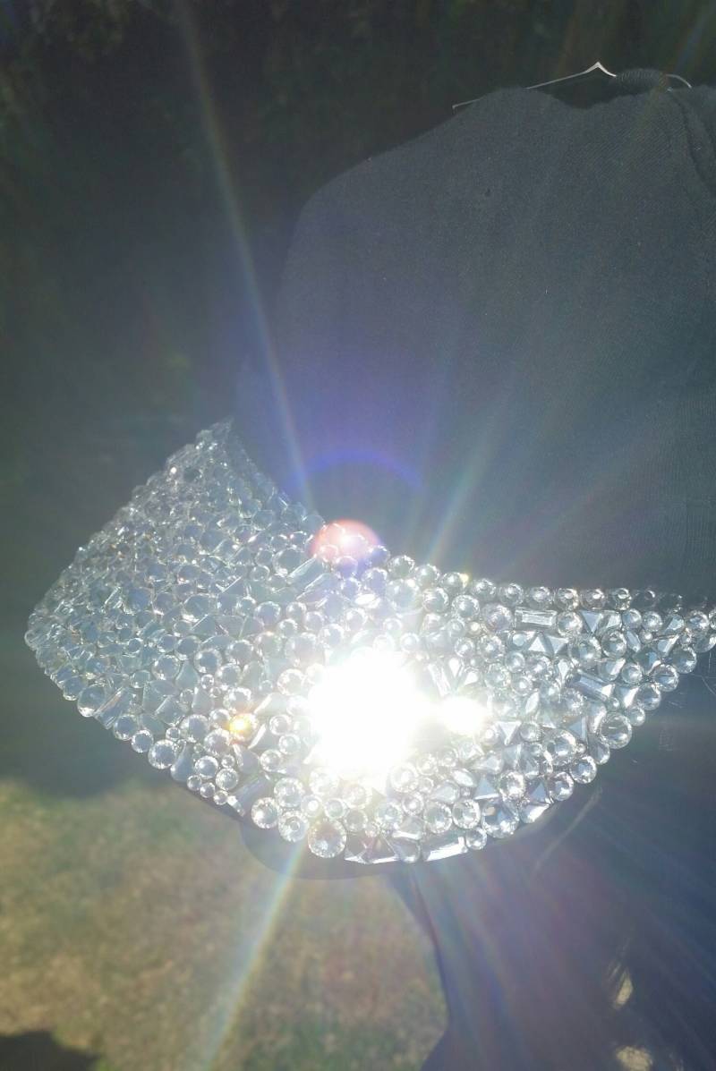 Bling Hats, Hats Frau, Fila Hut, Swarovski-Kristalle, Handarbeit, Exquisite, Hat, Andenken von SwarovskiandDiamonds