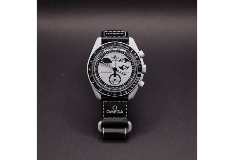 Swatch Chronograph Swatch x Omega Moonswatch Mission To Earthphase SO33M700 von Swatch