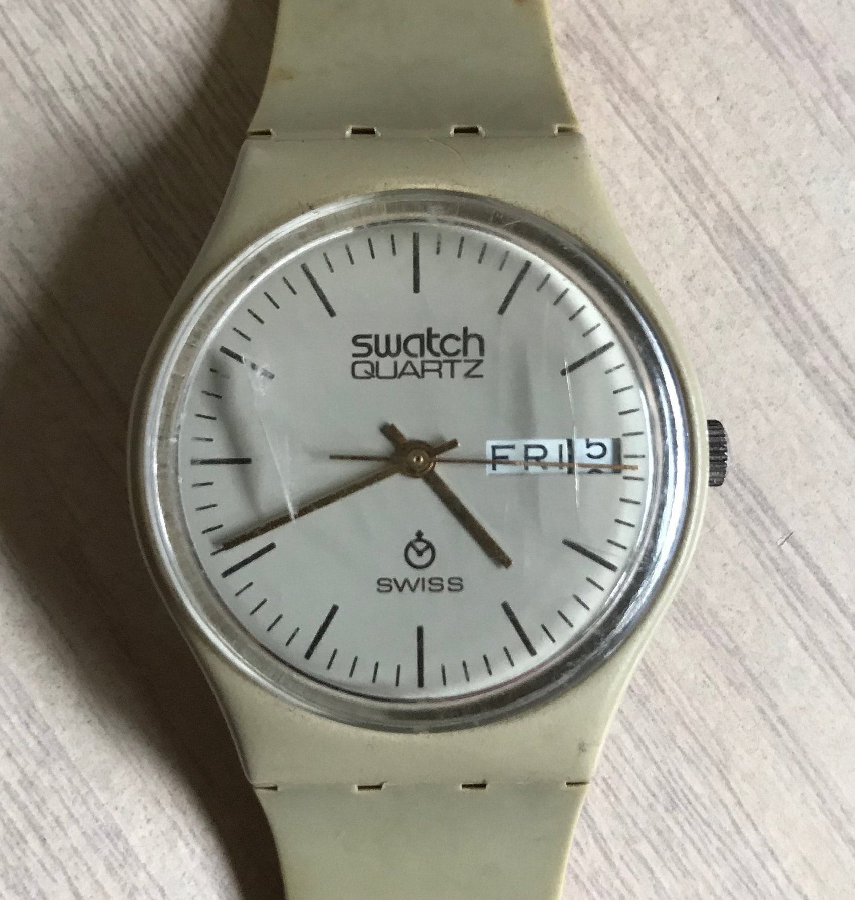 Seltene, Vintage 1983 Swatch Uhr Gt702Fhl Gt702 Fachhandellogo, 7 Loch Armband Seltene, Vintage 1983 Swatch Uhr Gt702Fhl Gt702 Fachhandellogo, 7 Loch Armband von SwatchHound