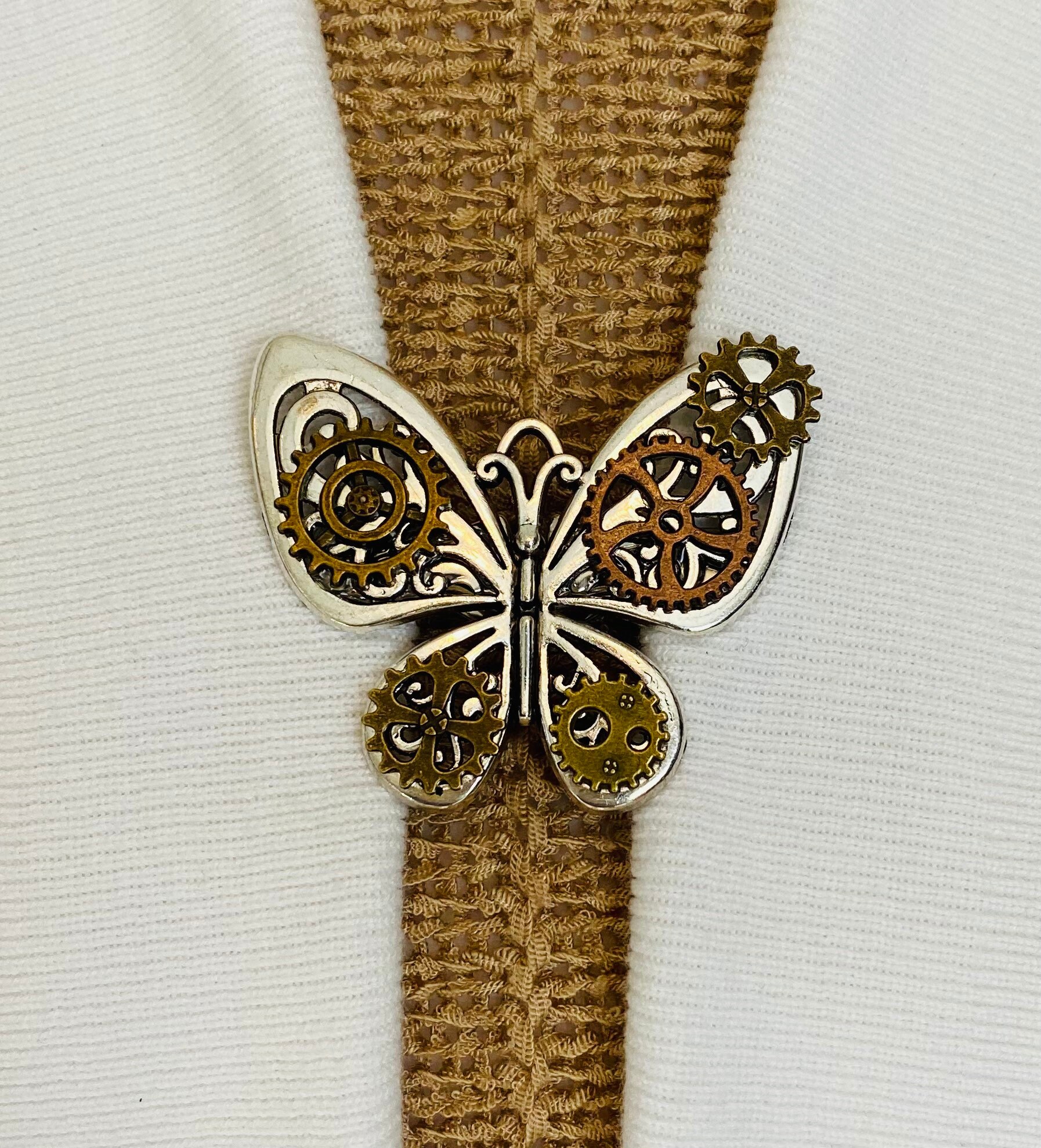 Pullover Clips Silber Steampunk Schmetterling Clip Groß Schal Cardigan Spange Brosche Cosplay Cloak Fastener Geschenke Für Sie Pullover Clips Silber Steampunk Schmetterling Clip Groß Schal Cardigan Spange Brosche Cosplay Cloak Fastener Geschenke Für Sie von SweaterClipsGalore
