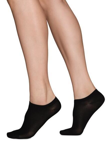 Swedish Stockings Sneaker Socken - SARA PREMIUM 70den von Swedish Stockings