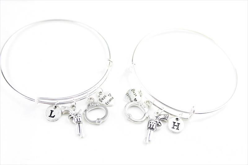 Bff Armband Set Für 2 Personalisierter Initial Armreif, Freundschaftsschmuck von SwedishBeautyDesign