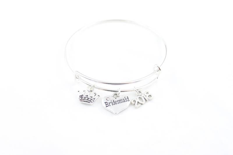 Brautjungfer Armreif Armband Krone, Herz, 2026 Charms von SwedishBeautyDesign