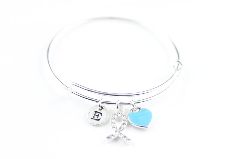 Brustkrebs-Armband Blaues Band-Charm-Armband von SwedishBeautyDesign