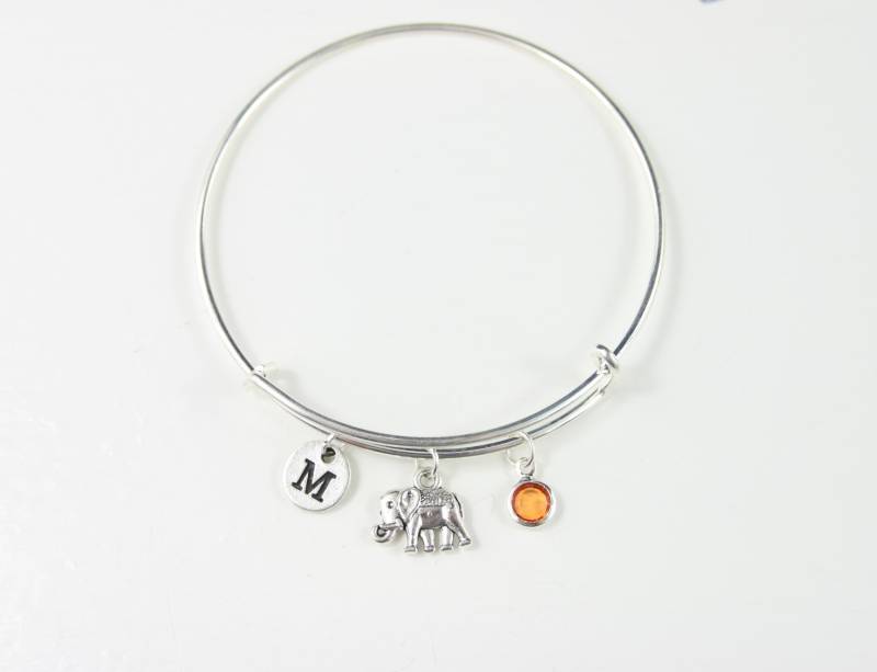 Elefant Charm Armreif Personalisierter Schmuck Mit Initial & Geburtsstein von SwedishBeautyDesign
