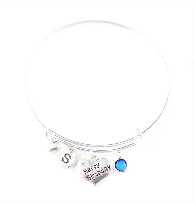 Personalisierter Geburtstags Armreif Initial Anhänger & Geburtsstein - Silber Manschette von SwedishBeautyDesign