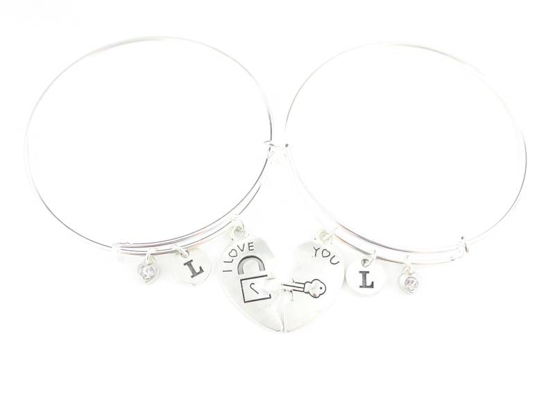 Personalisierter Passender Armreif Armbänder Für 2 Schwester, Mutter, Tochter Geschenkset von SwedishBeautyDesign