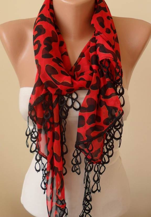 Handgemachte Rote Seide Chiffon Schal, Schwarze Spitzenborte von SwedishShop