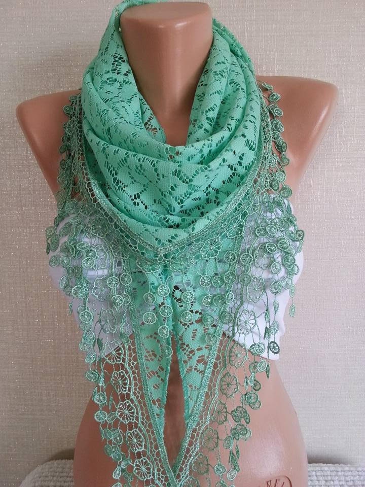 Nil Grüner Spitzenschal Schal Leichtes Frauen Geschenk von SwedishShop