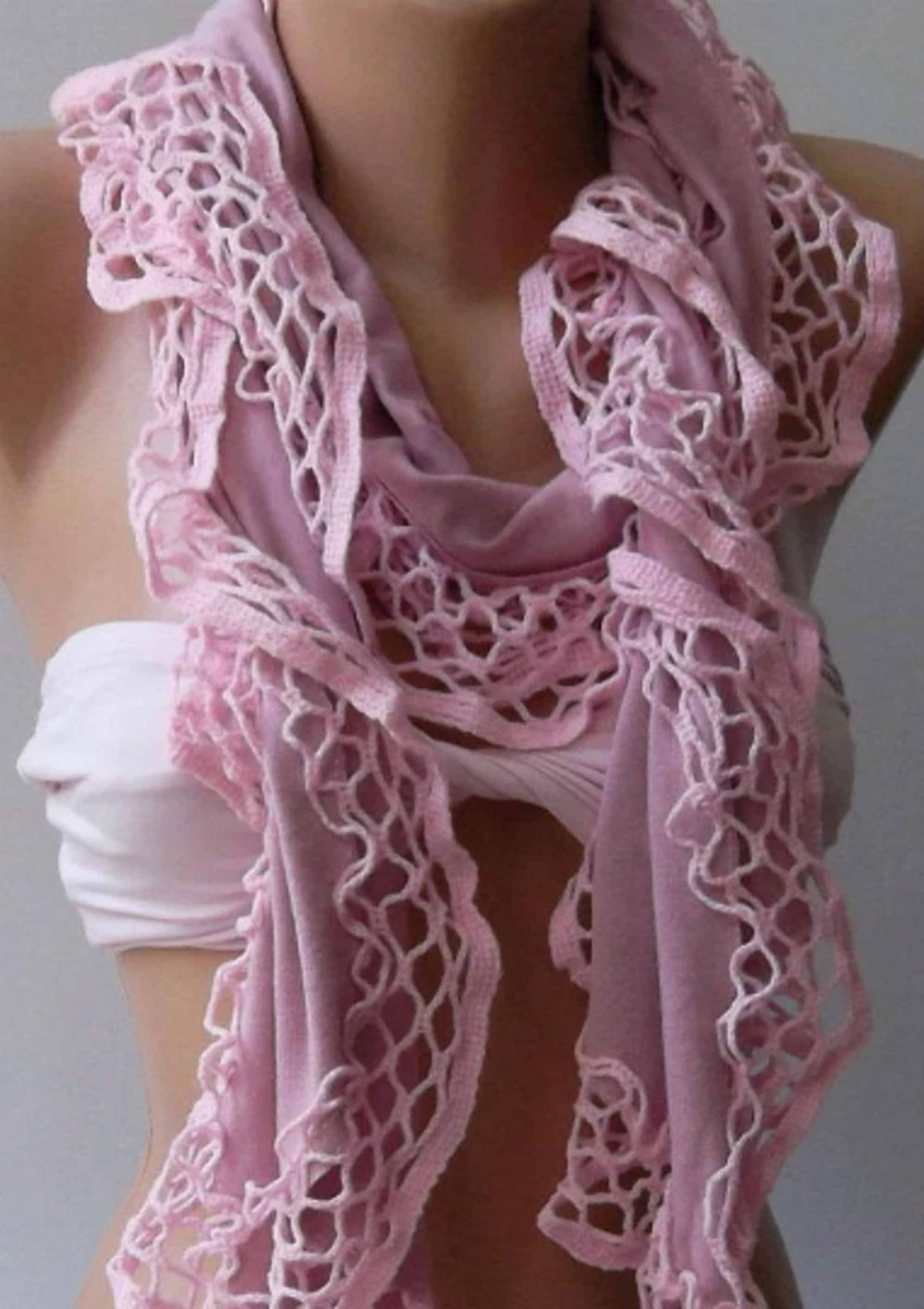 Handgefertigter Rosa Spitzen Schal, Rüschenschal von SwedishShop