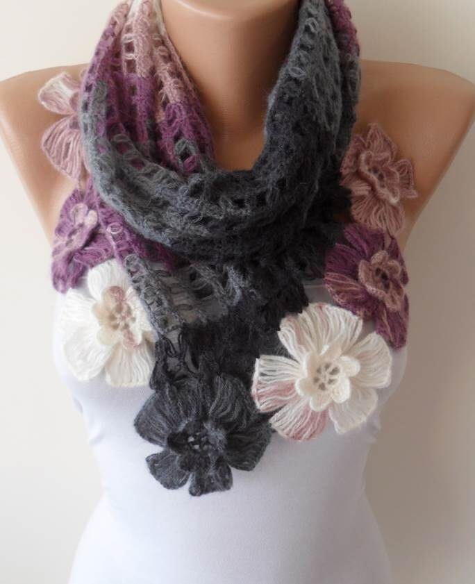 Lila-Grau-Cremeweißer Woll-Häkelschal - Handgestrickt von SwedishShop