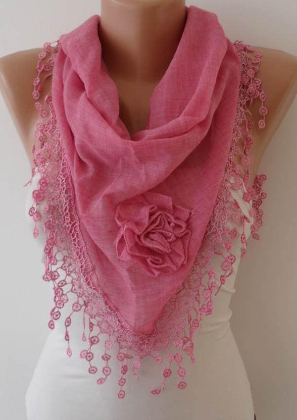 Rosa Frauenschal Mit Rosen, Baumwollschal Spitzenbesatz von SwedishShop