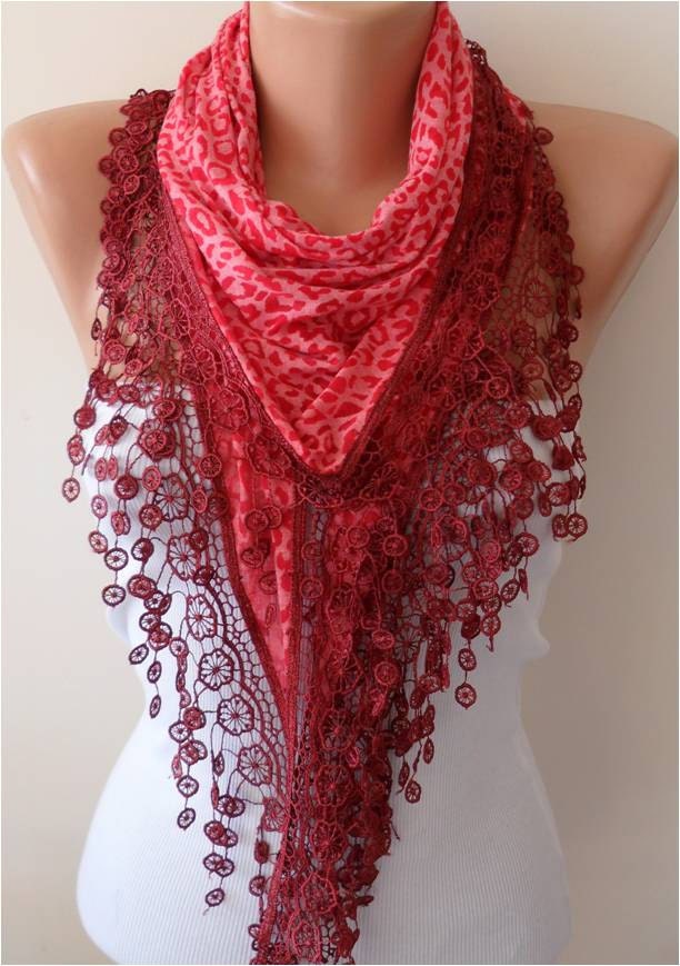 Weinroter Baumwollschal Mit Spitzenborte, Stirnband, Kapuze, Transparenter Leopardenstoff, Dreieckstuch von SwedishShop