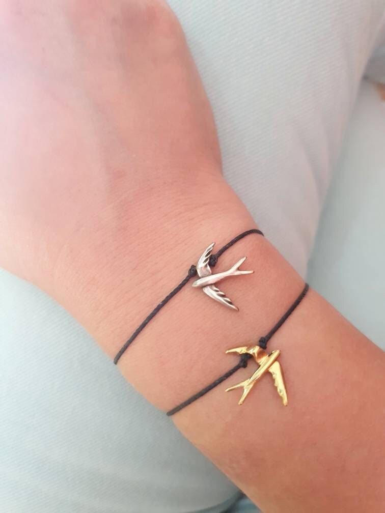 Antikes Silbernes Vogel-Armband, Makramee-Vogel-Handgelenk-Armband, Vergoldetes Tauben-Armband, Tiere Schmuck, Verstellbare Schwarze Wachsschnur Antikes Silbernes Vogel-Armband, Makramee-Vogel-Handgelenk-Armband, Vergoldetes Tauben-Armband, Tiere Schmuck, Verstellbare Schwarze Wachsschnur von SweeThingsJewelry