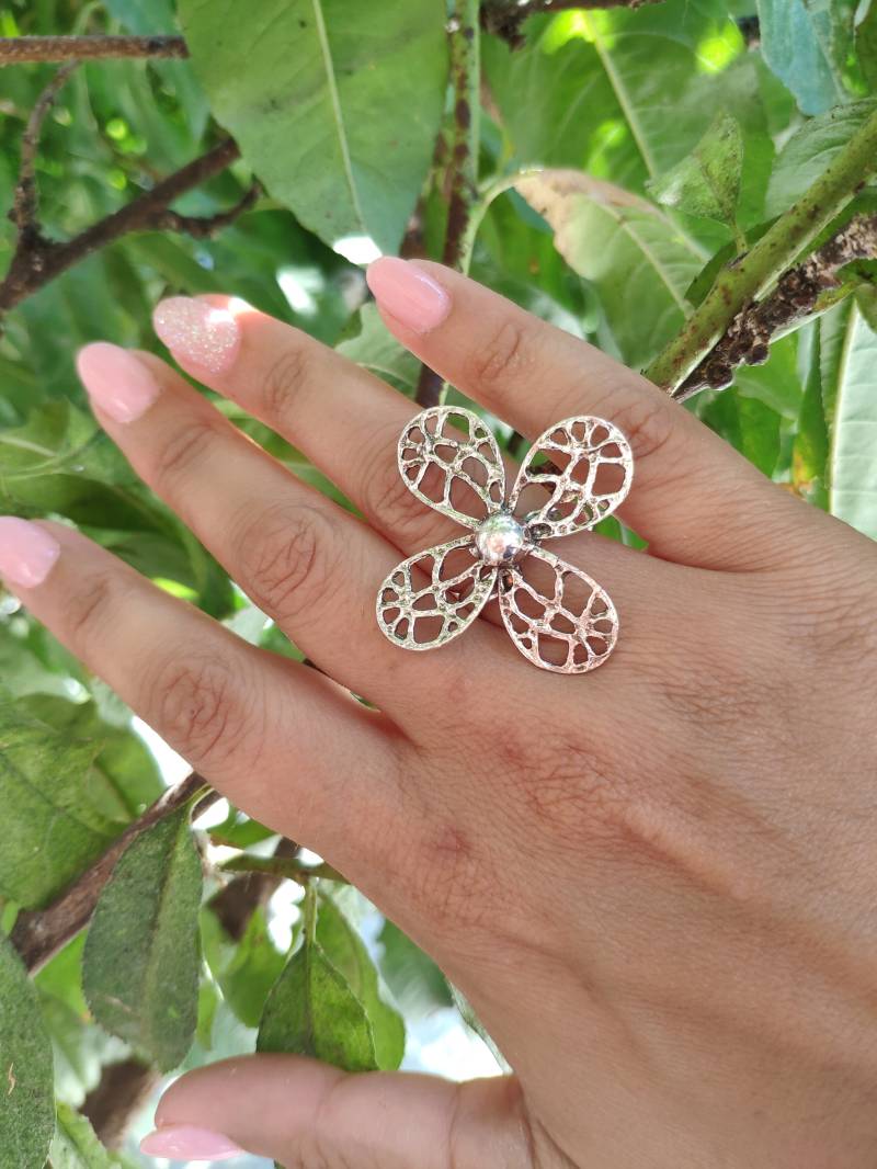 Vergoldeter Gänseblümchen Ring Verstellbarer, Offener Blumenschmuck Vergoldeter Gänseblümchen Ring Verstellbarer, Offener Blumenschmuck von SweeThingsJewelry