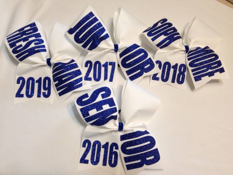 Personalisierte Jubelschleife Schulklasse Jahr, Teamfarben von SweetAngelDreamBows