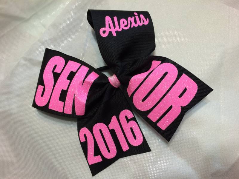 Personalisierte Senior Cheer Bow Schwarzes Ripsband, Jedes Jahr von SweetAngelDreamBows