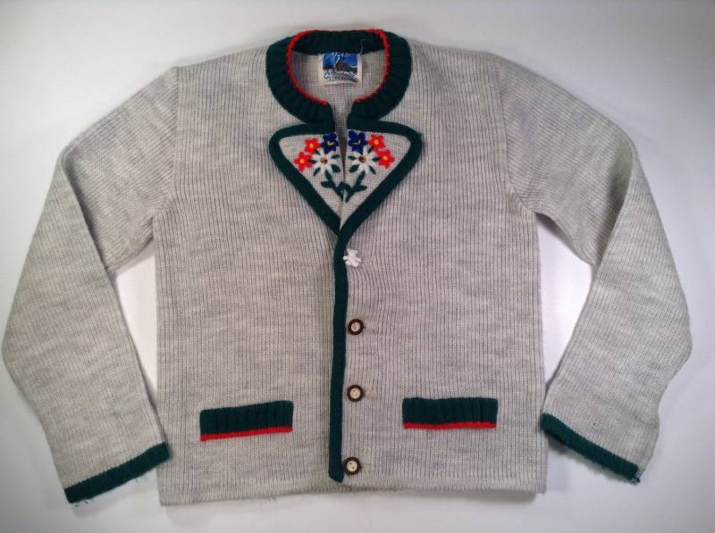 Vintage Floral Bestickte Strickjacke - Graue Mädchen-Pullover | Jugendliche Klein von SweetBabyJaneCo