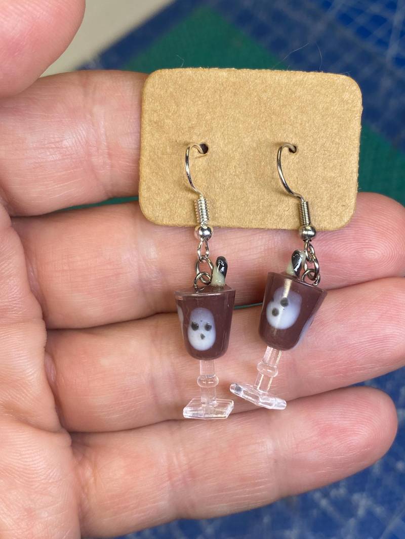 Geistergetränk Ohrringe von SweetCarolinesClay