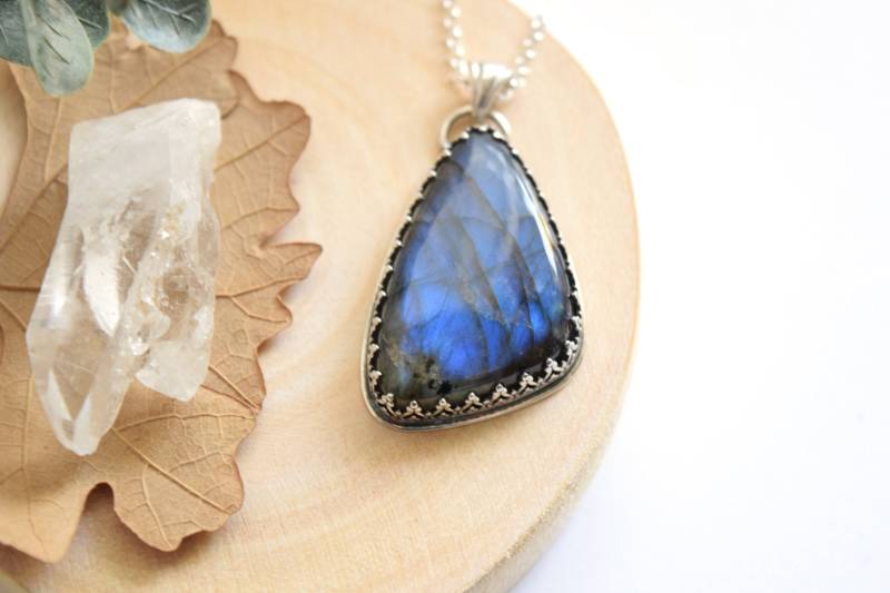 Blauer Labradorit Sterling Silber Anhänger - Echte Spektrolit Halskette Schmetterling Flügel Form | Nur Anhänger von SweetCloversStudio