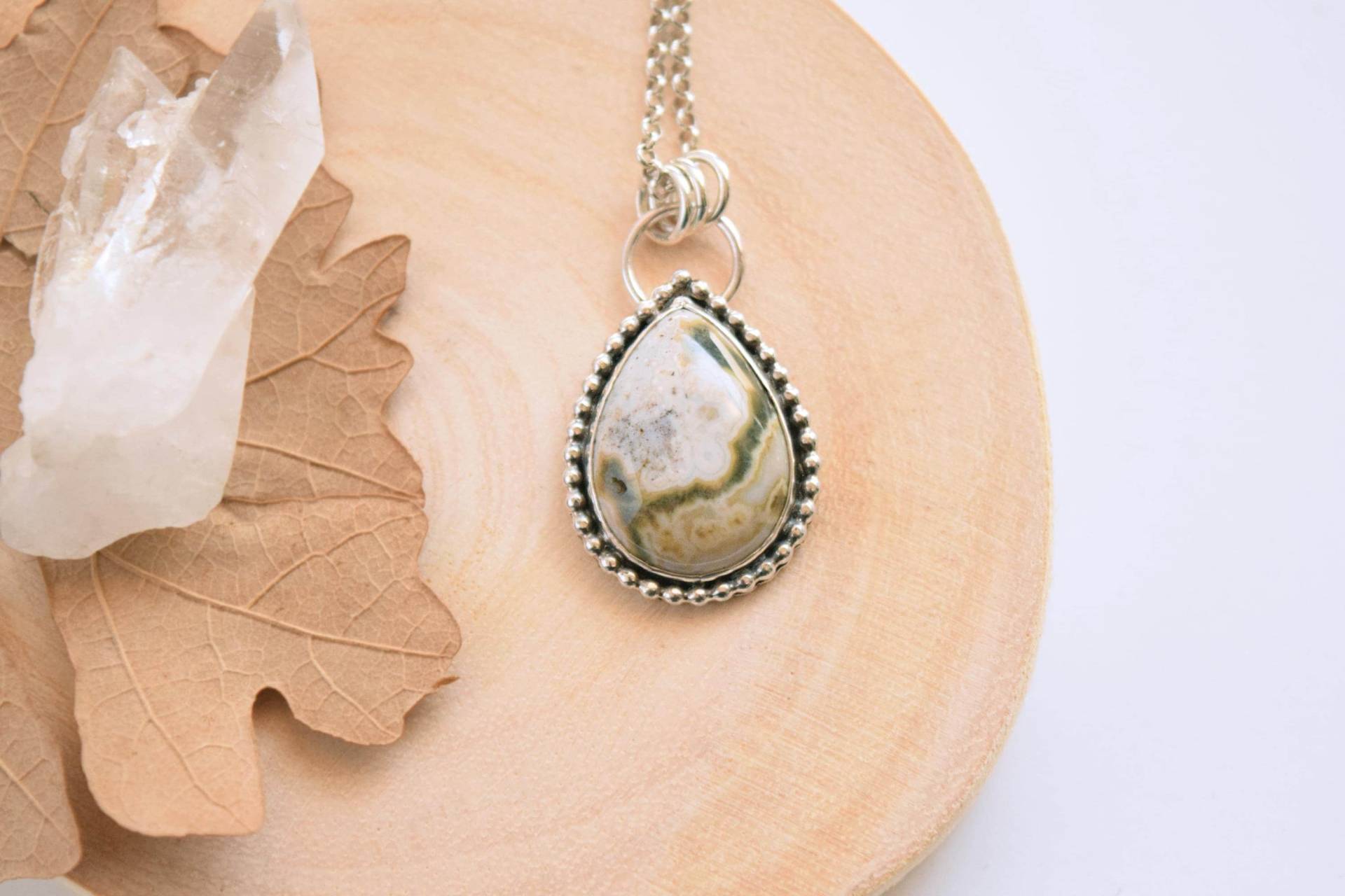 Ozean Jaspis Sterlingsilber Anhänger Teardrop Bezel Halskette Ozean Jaspis Sterlingsilber Anhänger Teardrop Bezel Halskette von SweetCloversStudio