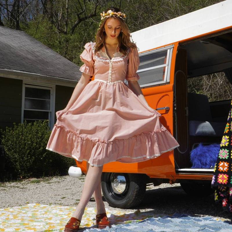 1970Er Gunne Sax Rosa Und Weiß Vintage Midi Kleid von SweetDahliaVintage