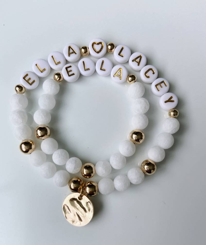 Ich Liebe Dich Mommy Und Mini Me Armbänder - Personalisierte Namensarmbänder Gold Alabastersteinperlen von SweetLittleSuns