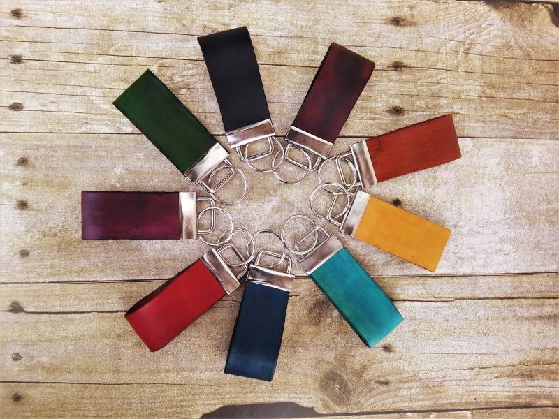 Leder Schlüsselanhänger - Herren Schlüssel Accessoire Loop Frauen Beste Freundin Geschenk Auto Zubehör von SweetPeaByJess