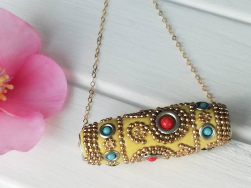 Southwestern Anhänger, Halskette, Gelbe Röhre Große Gelber Statement Schmuck von SweetPeaNPosh