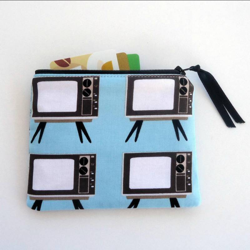 Retro Tv Portemonnaie Kleines Täschchen Mit Reißverschluss Retro Tv Portemonnaie Kleines Täschchen Mit Reißverschluss von SweetPeaPurseCompany