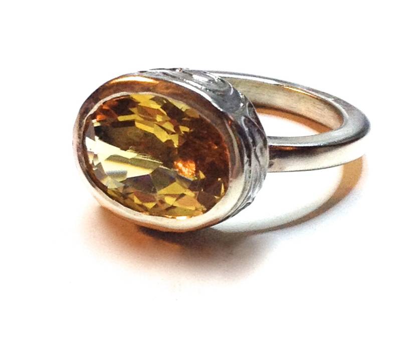 Süßer Citrin Cocktail Ring von SweetRosieJewellery